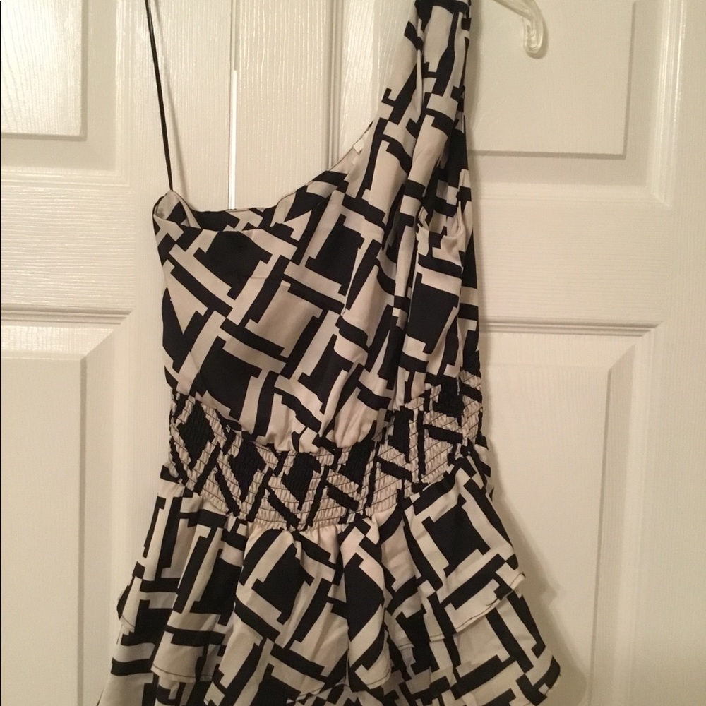 One Shoulder Top Size small.